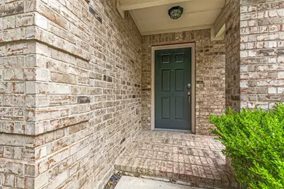 556 Winbridge Lane, Fort Worth, TX 76052 - Photo 4