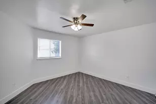 2306 Balvanera Plaza, Dallas, TX 75211 - Photo 16