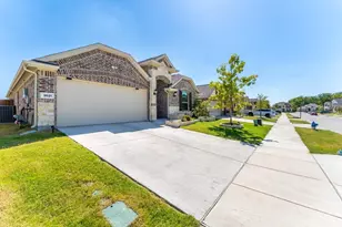 3621 Peachbush Ln, McKinney, TX 75071 - Photo 2