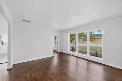 2812 San Medina Avenue, Dallas, TX 75228 - Photo 4