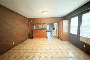 1001 Grandview Ave, Dallas, TX 75223 - Photo 12