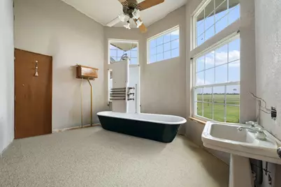 404 Fm 1566 W, Wolfe City, TX 75496 - Photo 6