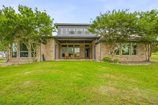 1914 Bentwater Pkwy, Granbury, TX 76049 - Photo 34