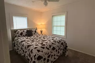 1006 Bishop St, Commerce, TX 75428 - Photo 10