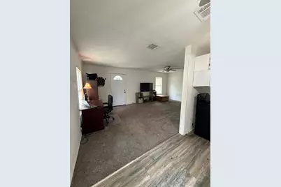 1006 Bishop Street, Commerce, TX 75428 - Photo 8