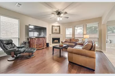 300 Perkins Drive, Lantana, TX 76226 - Photo 6