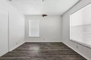 2806 E Atoll Dr, Dallas, TX 75216 - Photo 20