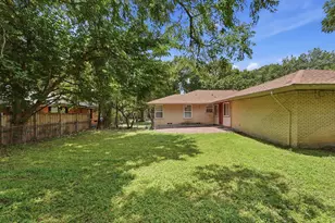 2806 E Atoll Dr, Dallas, TX 75216 - Photo 28