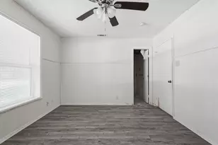 2806 E Atoll Dr, Dallas, TX 75216 - Photo 18