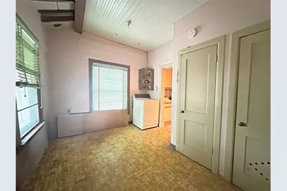 1001 Grandview Avenue, Dallas, TX 75223 - Photo 18