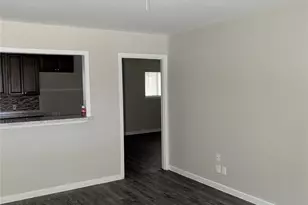 3204 Phoenix Dr, Fort Worth, TX 76116 - Photo 4