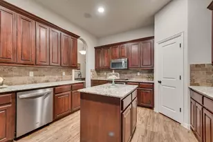 311 Covington Ln, Ovilla, TX 75154 - Photo 10