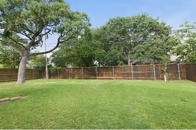 8304 Red Rose Trail, North Richland Hills, TX 76182 - Photo 20