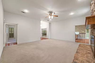 413 Lincoln Oaks Drive, Burleson, TX 76028 - Photo 12