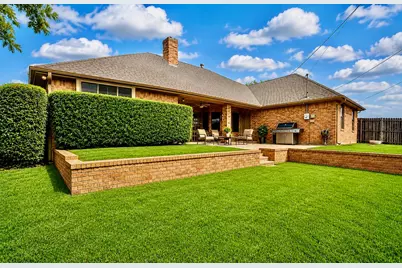 413 Lincoln Oaks Drive, Burleson, TX 76028 - Photo 32