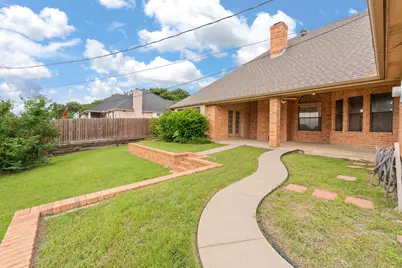 413 Lincoln Oaks Drive, Burleson, TX 76028 - Photo 34