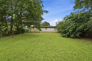 3408 S Hughes Ave, Fort Worth, TX 76119 - Photo 22