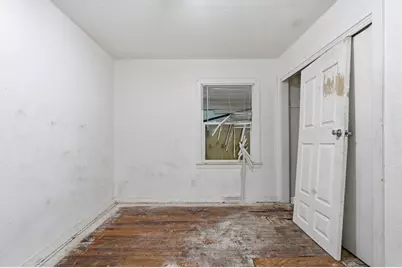 3408 S Hughes Avenue, Fort Worth, TX 76119 - Photo 12