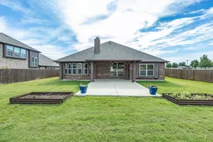 1512 Starr Ct, Aubrey, TX 76227 - Photo 32