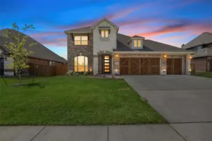 508 Bush Ave, Waxahachie, TX 75165 - Photo 1