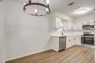 7924 Lazy Brook Dr, Watauga, TX 76148 - Photo 16