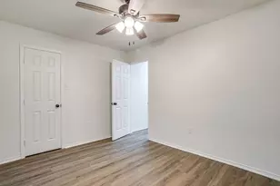 7924 Lazy Brook Dr, Watauga, TX 76148 - Photo 34