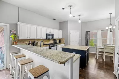 861 Pinnacle Circle, Lewisville, TX 75077 - Photo 16