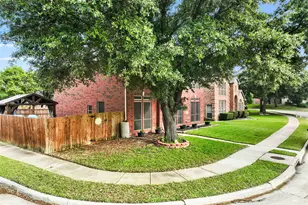 861 Pinnacle Cir, Lewisville, TX 75077 - Photo 36