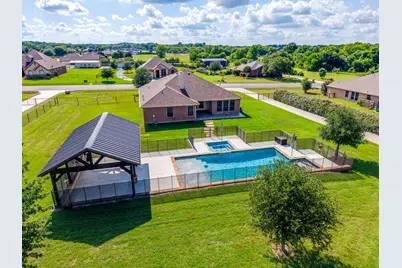 104 Thorobred Court, Azle, TX 76020 - Photo 20
