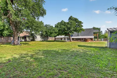 12410 Deeds Court, Azle, TX 76020 - Photo 34