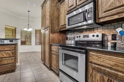 132 Nicole Lane, Weatherford, TX 76087 - Photo 6