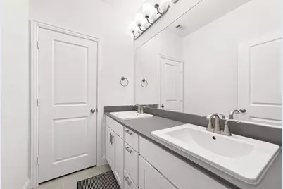 12733 Royal Oaks Lane, Farmers Branch, TX 75234 - Photo 36