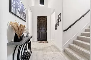 12733 Royal Oaks Ln, Farmers Branch, TX 75234 - Photo 4
