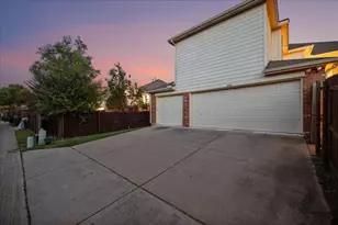 4501 White Rock Ln, Plano, TX 75024 - Photo 26