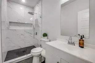 2325 Budd St, Dallas, TX 75215 - Photo 8