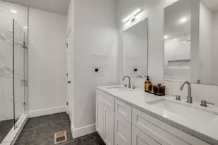 2325 Budd St, Dallas, TX 75215 - Photo 10