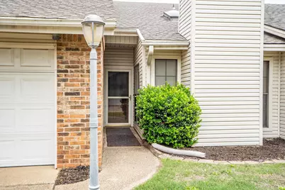 4232 Gayle Court, Flower Mound, TX 75028 - Photo 2