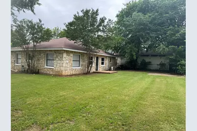 607 E Hundley Drive, Lake Dallas, TX 75065 - Photo 2