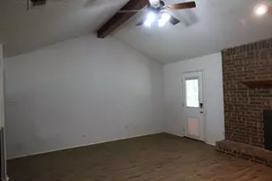106 Sanchez Creek Ct, Weatherford, TX 76088 - Photo 6