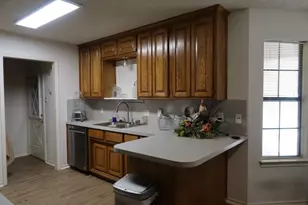 106 Sanchez Creek Ct, Weatherford, TX 76088 - Photo 8