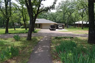 106 Sanchez Creek Ct, Weatherford, TX 76088 - Photo 2