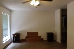 106 Sanchez Creek Ct, Weatherford, TX 76088 - Photo 10