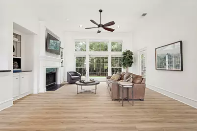 2621 Bierstadt Drive, Highland Village, TX 75077 - Photo 2