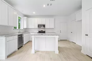 321 Oakbend Dr, Lewisville, TX 75067 - Photo 10