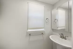 6606 Ashley Ct, Granbury, TX 76049 - Photo 18