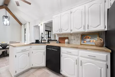 509 Kingsbridge Drive, Garland, TX 75040 - Photo 12