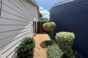 2325 Windy Dr, Garland, TX 75044 - Photo 12
