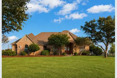 102 Buckskin Drive, Van Alstyne, TX 75495 - Photo 2