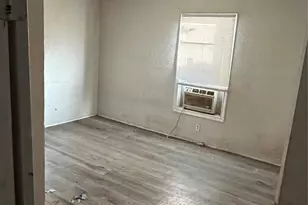 2738 Lawrence St, Dallas, TX 75215 - Photo 6