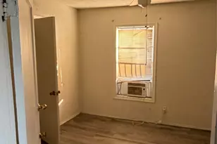 2738 Lawrence St, Dallas, TX 75215 - Photo 8